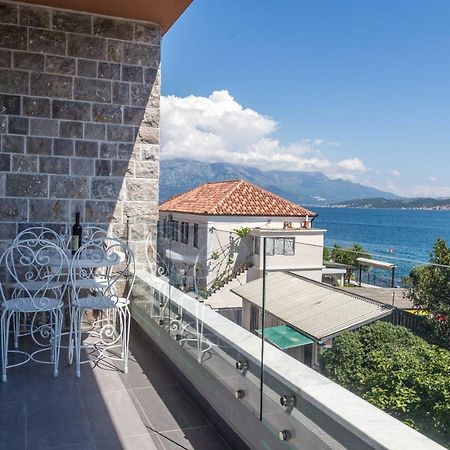 Riva Residence Дженовичи Экстерьер фото