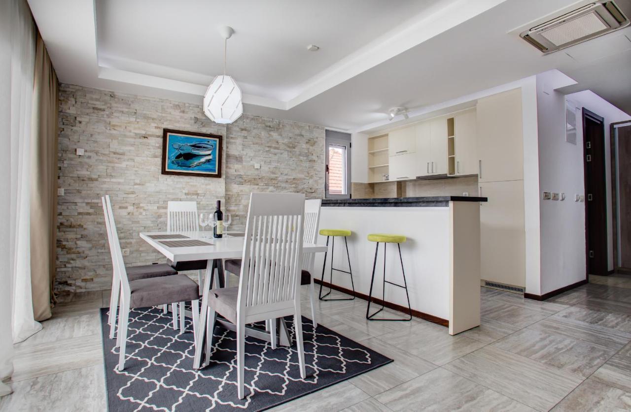 Riva Residence Дженовичи Экстерьер фото