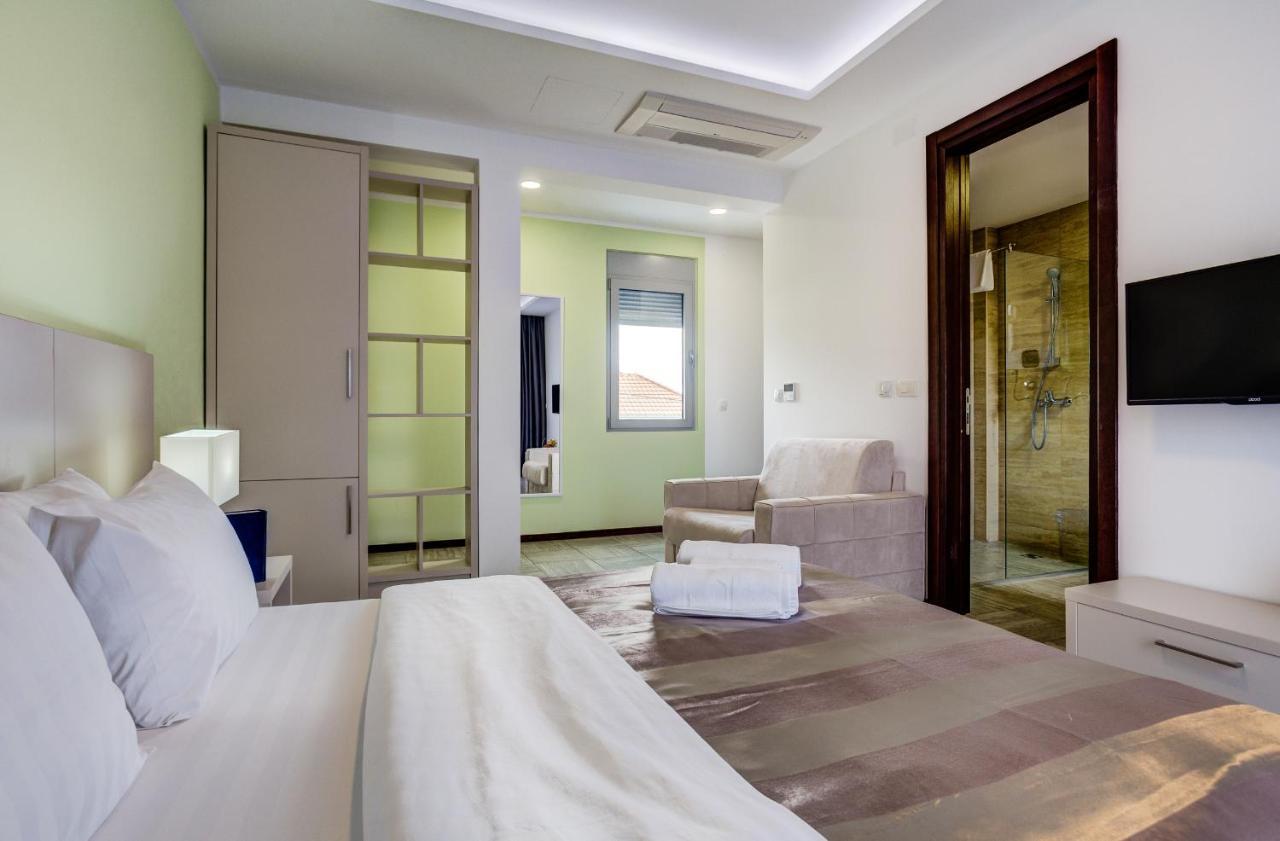 Riva Residence Дженовичи Экстерьер фото